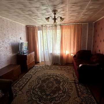 Продам 3-х кімнату квартиру в центрі міста