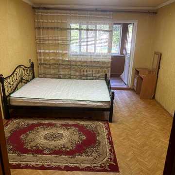 Здається 3х кімнатна квартира