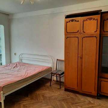 сдам 2-к.квартиру с мебелью и быт.техникой на Куреневке (район Куреневкого парка)