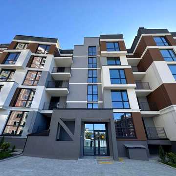 Продам квартиру в ЖК «Варшавський Deluxe»