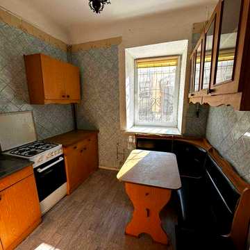 Продам 2 кім. квартиру , р-н Ковалівка поряд з парком