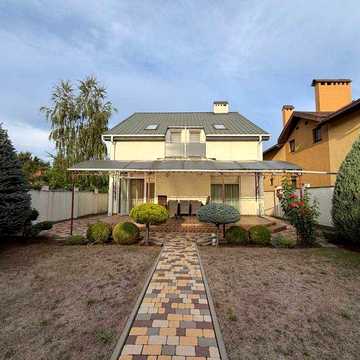 Продам сімейний D будинок 170 м² евроремонт | меблі та техніка | 5 соток землі |тераса | зона  барбекю | гараж |10 хв до Рівʼєри