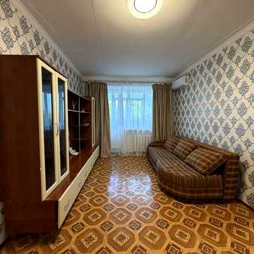 Продаж 1 ккв біля «Плазми»
