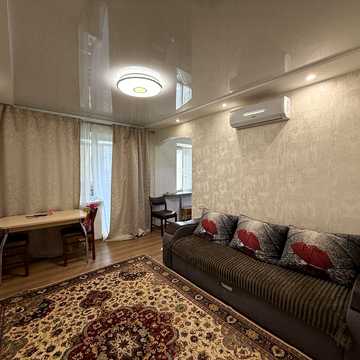 Трьохкімнатна квартира в Лісках,1КП.3/5 цегла.