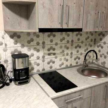 Продается 1 ком квартира -студия 2/12 Салтовка.