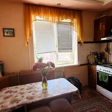 Продаж 3 х кімнатної квартири з холом 5 мкрн лівий берег