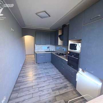 Старокиївська 99, 5 поверх, 2 кімнати. Новий ремонт.