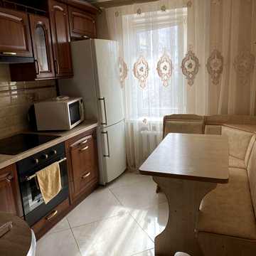 Сдам 2 комн квартиру (муравейник)