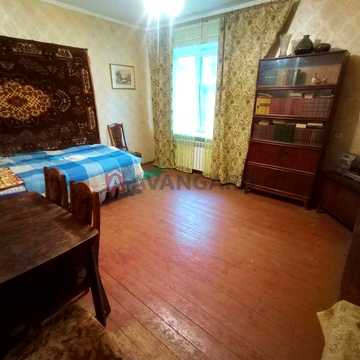 Метро Лук'янівка та КПІ! 2 кімнати у сталінці (38 кв.м), стелі 3м, газова колонка