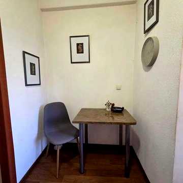 Продам 3-кім. 67м. Печерськ вул. Лаврська, 4а з видом на Лавру