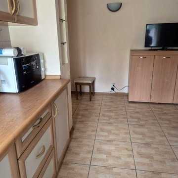 Центр Борщагівки, 2кімн квартира,  вул. Корольова 2А, для сім'ї