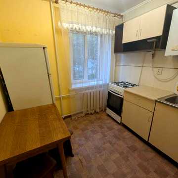Здам в оренду 1-но кімнатну квартиру по вул. Пирогово (в районі Універмага) 11 000 грн