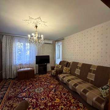 Продаётся 2 комнатна квартира 50 м² в районе Дома Мебели