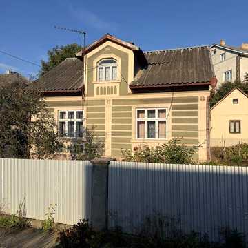оренда будинку в місті з ділянкою