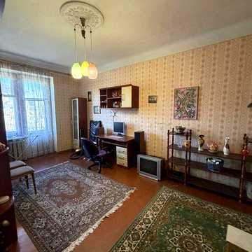 Продам 3 ком.кв.СОБОРНЫЙ 27.999у.е.СТАЛИНКА.кинотеатр Довженко