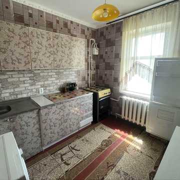 Оренда 1 кімнатної квартири вул. Китобоїв зуп.  Театральна