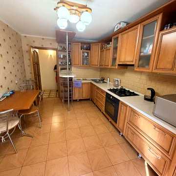 Продаж 4-х кім квартири 2/9 Центр 5 Слобідська