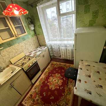 Вільна 25.10 Здам 1 кім центр міста меблі техніка