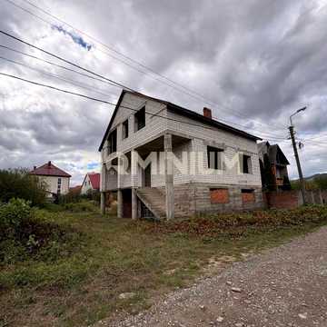 Продається будинок в м. Хуст Закарпатська область