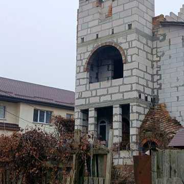 Продаж недобудованого півбудинку в Боярці.