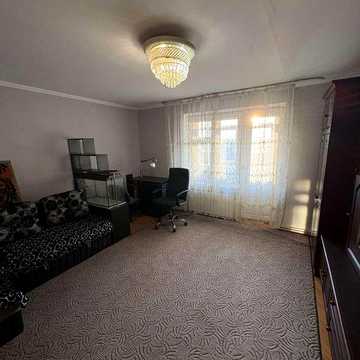 Продаж 3 кімнатної квартири на коновальця 66.5 м