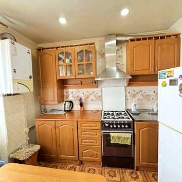 Оренда. 2к квартира. Шкільний. Центр. Газове опалення