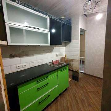 Продам 2к квартиру студию масельского