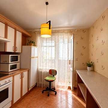 Продается  квартира  с качественным ремонтом , мебель, техника