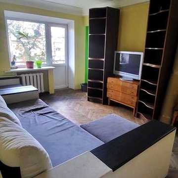 2 кімнатна квартира фото свіжі.на Севастопольской пл.Показ в любий зручний час