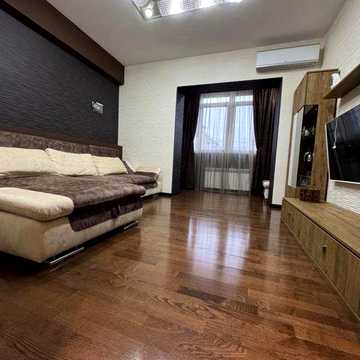 Продаж просторої 3-кімнатної квартири | 98 м² | 2 санвузли | Балкон | 3 кондиціонери |