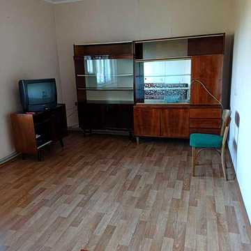 продам квартиру в м. Карлівка