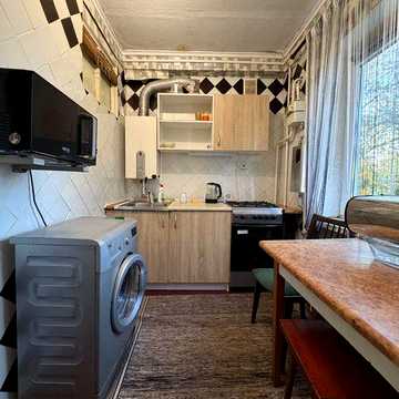Сдам 2 комнатную квартиру( Черёмушки )