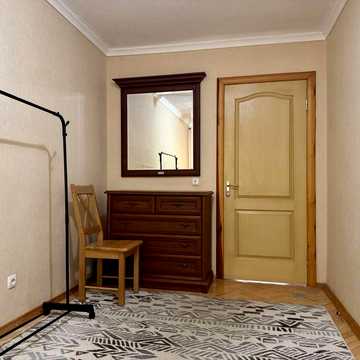 Затишна квартирі у центрі, метро Кловська