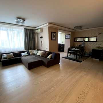 None 220000.0 USD