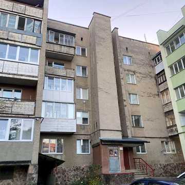 3-х кімнатна квартира від власника м.Долина( Хмельницького 15)