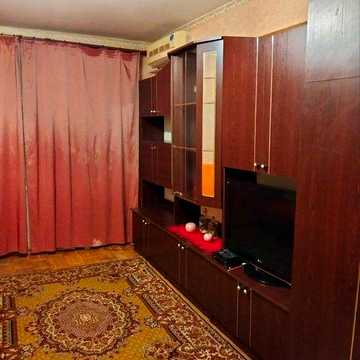 Оренда 2-к квартири по вул. Максимовича 7