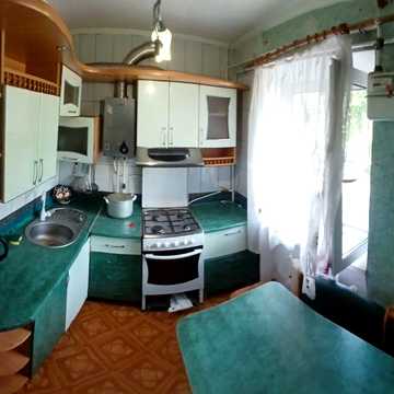 Продаю 2-кімнатну на зуп. Водопровідна