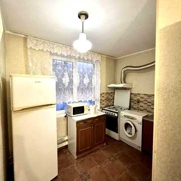 Продам 1 комнатную квартиру‼️возле  двух ст. метро Студенська та Ак. Павлова , Владислава Зубенка( 93123)