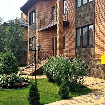 Оренда Будинку по вул.. Богатирська, 30Б, містечко «Богатирське».