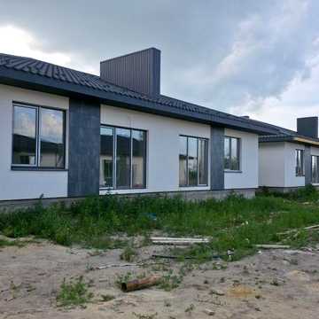 Продаж будинку з ділянкою