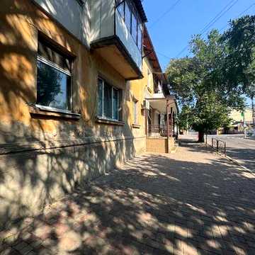 Продам 2-ком квартиру в центре города по ул. Первомайская.