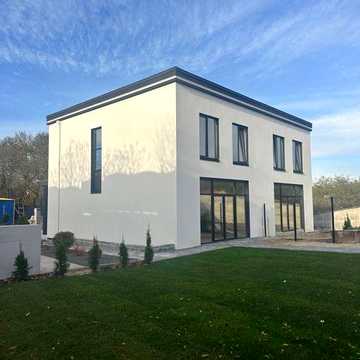 Просторий дуплекс 125 м² з терасою та підвалом, 4 сотки, Гореничі