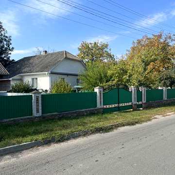 Продам будинок з ділянкою 17 сотих
