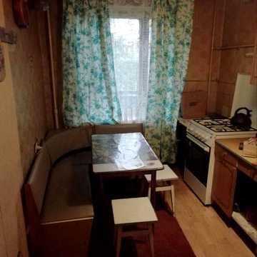 Сдам 1 комнату в  3-х комнатной квартири, метро Шулявська