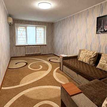 Продаж двокімнатної квартири, район Світ