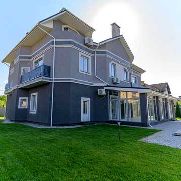 Продаж будинку поруч з лісом  В.Поштова, вул.Вишнева 11
