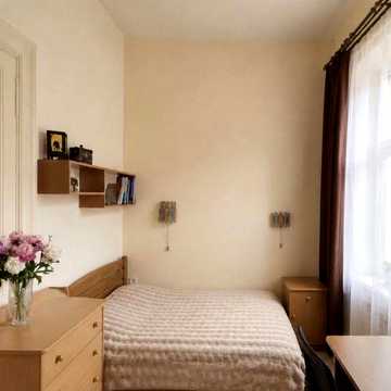 Продаж великої 2-к.квартири з косметичним ремонтом біля парку Ів. Франка, ближній центр