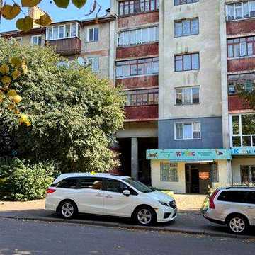Терміново продам 2 кімн квартиру в цегляному будинку
