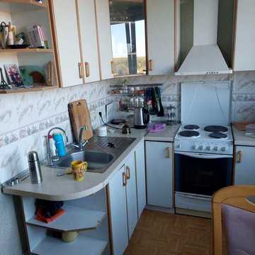 Сдам 3 к кв Алексеевка. Для семьи