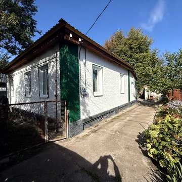Продам будинок по вулиці Спортивна